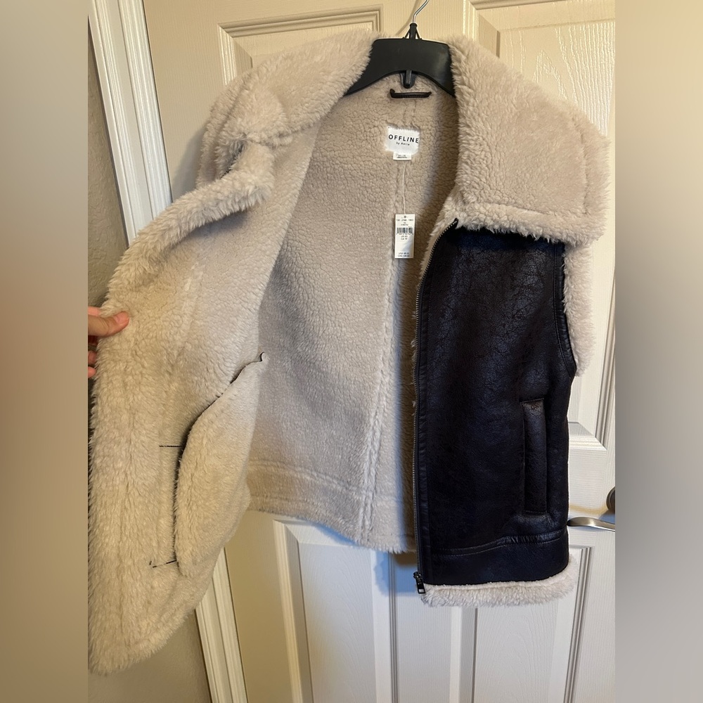 Offline by Aerie Faux Leather Sherpa Vest Jacket, Brown & Cream, Sz XS, NWT - Picture 7 of 11